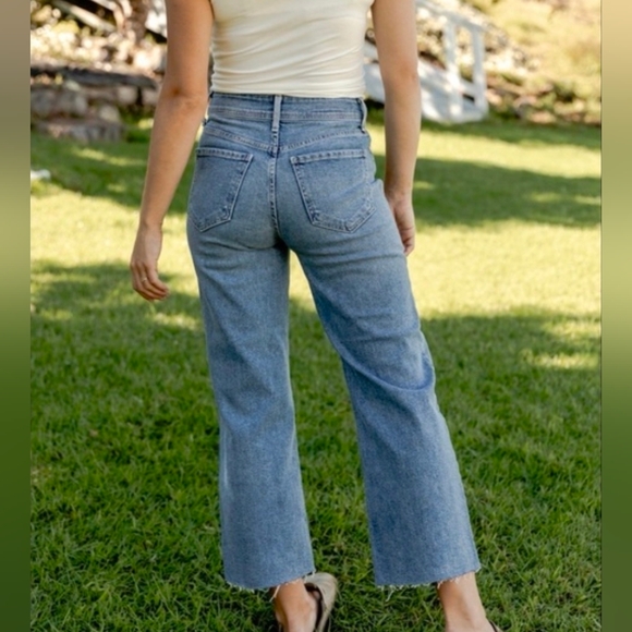 Neuflora Clayton Jeans - Picture 2 of 8